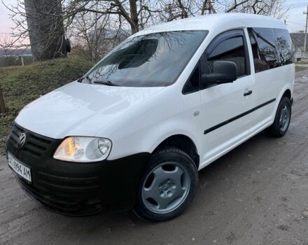 Белый Фольксваген Кадди, объемом двигателя 2 л и пробегом 436 тыс. км за 4450 $, фото 1 на Automoto.ua