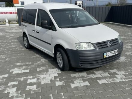 Белый Фольксваген Кадди, объемом двигателя 1.9 л и пробегом 350 тыс. км за 5700 $, фото 1 на Automoto.ua