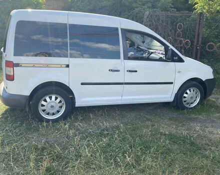 Білий Фольксваген Кадді, об'ємом двигуна 2 л та пробігом 275 тис. км за 5200 $, фото 1 на Automoto.ua