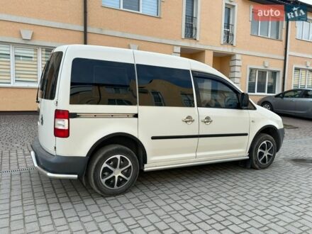 Белый Фольксваген Кадди, объемом двигателя 2 л и пробегом 260 тыс. км за 5100 $, фото 1 на Automoto.ua
