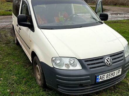 Белый Фольксваген Кадди, объемом двигателя 2 л и пробегом 315 тыс. км за 3500 $, фото 1 на Automoto.ua