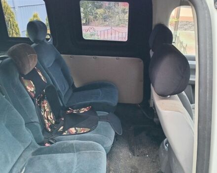 Білий Фольксваген Кадді, об'ємом двигуна 1.39 л та пробігом 287 тис. км за 5200 $, фото 1 на Automoto.ua