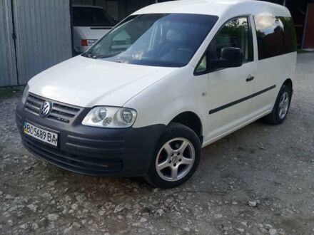 Белый Фольксваген Кадди, объемом двигателя 2 л и пробегом 362 тыс. км за 5200 $, фото 1 на Automoto.ua