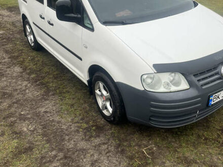 Белый Фольксваген Кадди, объемом двигателя 1.9 л и пробегом 400 тыс. км за 5400 $, фото 1 на Automoto.ua