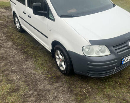 Белый Фольксваген Кадди, объемом двигателя 1.9 л и пробегом 400 тыс. км за 5400 $, фото 1 на Automoto.ua