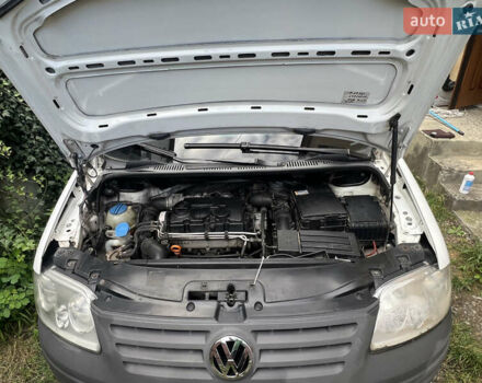 Білий Фольксваген Кадді, об'ємом двигуна 1.9 л та пробігом 310 тис. км за 4200 $, фото 1 на Automoto.ua