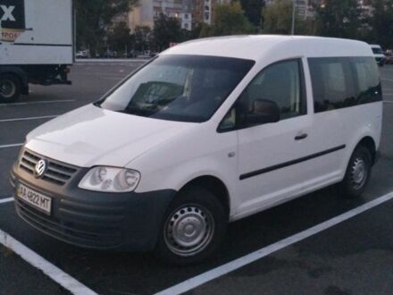Белый Фольксваген Кадди, объемом двигателя 2 л и пробегом 140 тыс. км за 5100 $, фото 1 на Automoto.ua