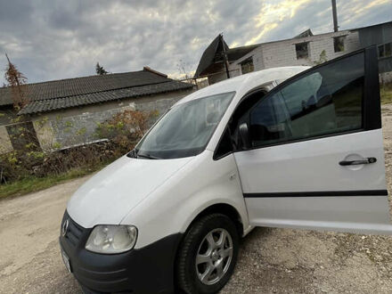 Білий Фольксваген Кадді, об'ємом двигуна 1.97 л та пробігом 320 тис. км за 5200 $, фото 1 на Automoto.ua