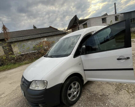 Білий Фольксваген Кадді, об'ємом двигуна 1.97 л та пробігом 320 тис. км за 5200 $, фото 1 на Automoto.ua