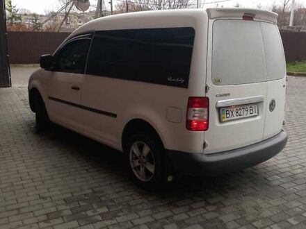 Белый Фольксваген Кадди, объемом двигателя 1.9 л и пробегом 322 тыс. км за 5600 $, фото 1 на Automoto.ua