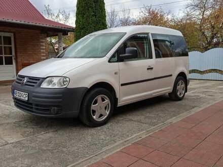 Белый Фольксваген Кадди, объемом двигателя 2 л и пробегом 220 тыс. км за 6200 $, фото 1 на Automoto.ua