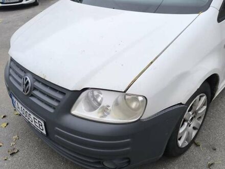 Фольксваген Кадди 2006 в Киеве на Automoto.ua Белый Фольксваген Кадди, объемом двигателя 1.98 л и пробегом 332 тыс. км за 4000 $, фото 1 на Automoto.ua