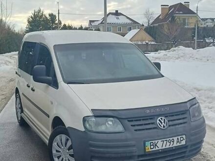 Белый Фольксваген Кадди, объемом двигателя 1.97 л и пробегом 375 тыс. км за 4900 $, фото 1 на Automoto.ua