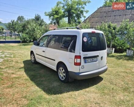 Білий Фольксваген Кадді, об'ємом двигуна 1.6 л та пробігом 219 тис. км за 4710 $, фото 1 на Automoto.ua