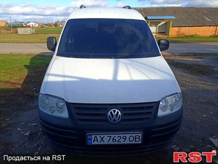Белый Фольксваген Кадди, объемом двигателя 1.9 л и пробегом 350 тыс. км за 5400 $, фото 1 на Automoto.ua