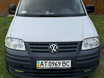 Фольксваген Кадди 2007 в Самборе на Automoto.ua Белый Фольксваген Кадди, объемом двигателя 2 л и пробегом 141 тыс. км за 5100 $, фото 1 на Automoto.ua
