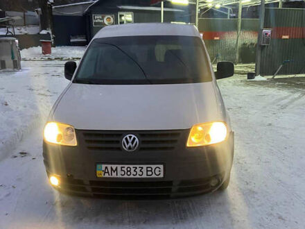 Белый Фольксваген Кадди, объемом двигателя 1.9 л и пробегом 370 тыс. км за 4300 $, фото 1 на Automoto.ua