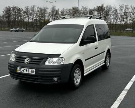 Білий Фольксваген Кадді, об'ємом двигуна 1.97 л та пробігом 370 тис. км за 7000 $, фото 1 на Automoto.ua