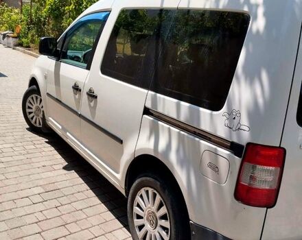 Белый Фольксваген Кадди, объемом двигателя 1.9 л и пробегом 365 тыс. км за 6000 $, фото 1 на Automoto.ua