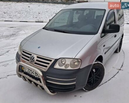 Белый Фольксваген Кадди, объемом двигателя 1.4 л и пробегом 335 тыс. км за 4500 $, фото 1 на Automoto.ua