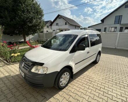 Белый Фольксваген Кадди, объемом двигателя 2 л и пробегом 195 тыс. км за 6989 $, фото 1 на Automoto.ua