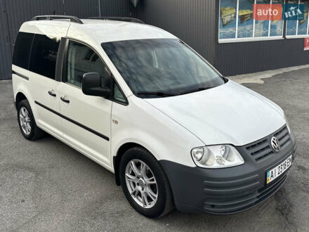 Белый Фольксваген Кадди, объемом двигателя 2 л и пробегом 298 тыс. км за 6499 $, фото 1 на Automoto.ua