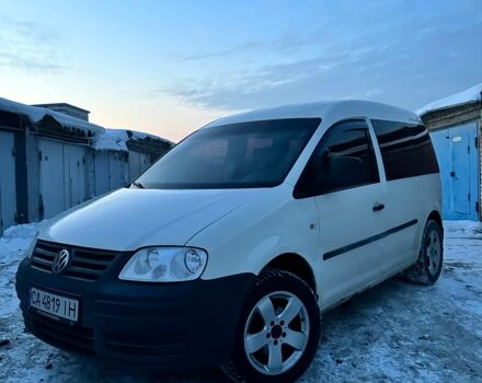Белый Фольксваген Кадди, объемом двигателя 2 л и пробегом 333 тыс. км за 4500 $, фото 1 на Automoto.ua