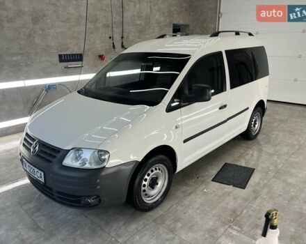 Белый Фольксваген Кадди, объемом двигателя 1.98 л и пробегом 335 тыс. км за 5750 $, фото 1 на Automoto.ua