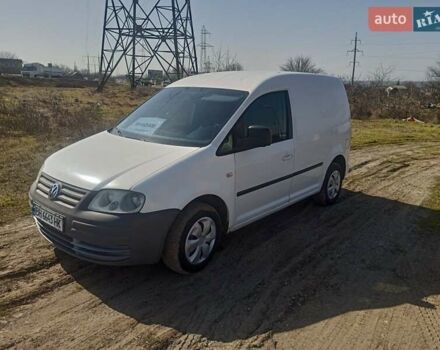 Белый Фольксваген Кадди, объемом двигателя 1.6 л и пробегом 100 тыс. км за 3800 $, фото 1 на Automoto.ua