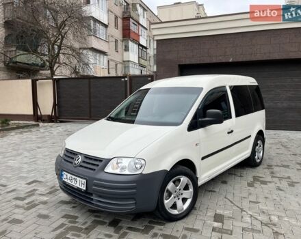 Белый Фольксваген Кадди, объемом двигателя 1.97 л и пробегом 213 тыс. км за 5200 $, фото 1 на Automoto.ua