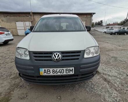 Белый Фольксваген Кадди, объемом двигателя 1.6 л и пробегом 330 тыс. км за 6000 $, фото 1 на Automoto.ua