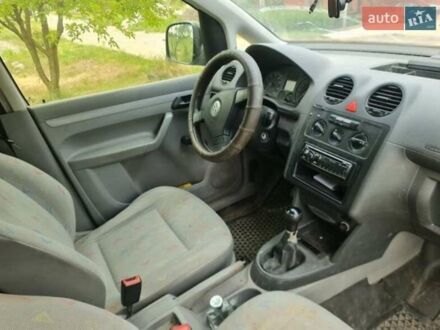 Белый Фольксваген Кадди, объемом двигателя 1.4 л и пробегом 376 тыс. км за 3300 $, фото 1 на Automoto.ua