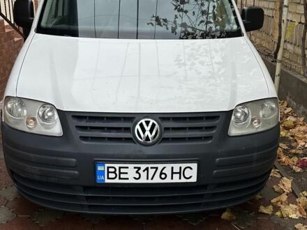 Белый Фольксваген Кадди, объемом двигателя 2 л и пробегом 283 тыс. км за 5300 $, фото 1 на Automoto.ua