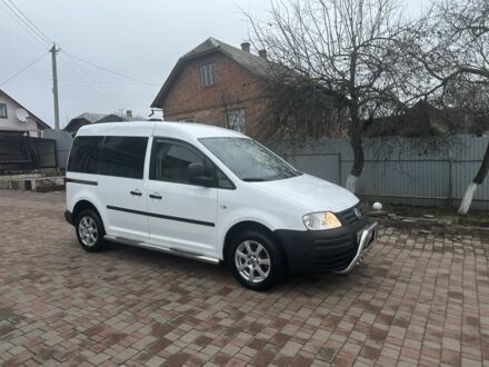 Белый Фольксваген Кадди, объемом двигателя 1.4 л и пробегом 220 тыс. км за 4850 $, фото 1 на Automoto.ua