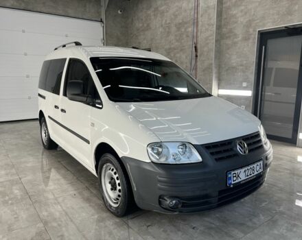 Белый Фольксваген Кадди, объемом двигателя 2 л и пробегом 282 тыс. км за 5750 $, фото 1 на Automoto.ua