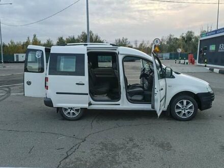 Фольксваген Кадді 2008 у Києві на Automoto.ua Білий Фольксваген Кадді, об'ємом двигуна 1.97 л та пробігом 298 тис. км за 5700 $, фото 1 на Automoto.ua