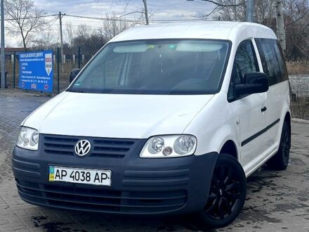 Белый Фольксваген Кадди, объемом двигателя 1.4 л и пробегом 270 тыс. км за 5500 $, фото 1 на Automoto.ua