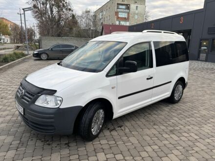 Белый Фольксваген Кадди, объемом двигателя 1.9 л и пробегом 228 тыс. км за 7000 $, фото 1 на Automoto.ua