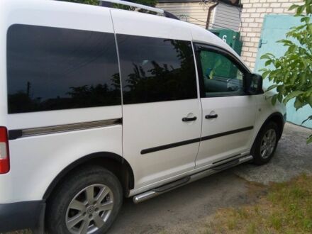 Фольксваген Кадди 2009 в Кременчуге на Automoto.ua Белый Фольксваген Кадди, объемом двигателя 2 л и пробегом 167 тыс. км за 6800 $, фото 1 на Automoto.ua