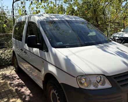 Білий Фольксваген Кадді, об'ємом двигуна 2 л та пробігом 190 тис. км за 11000 $, фото 1 на Automoto.ua
