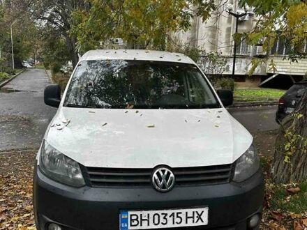 Белый Фольксваген Кадди, объемом двигателя 1.6 л и пробегом 260 тыс. км за 10000 $, фото 1 на Automoto.ua