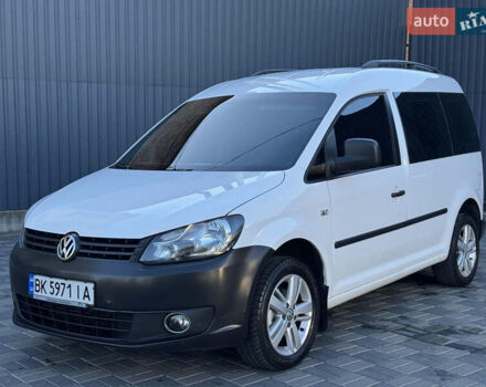 Білий Фольксваген Кадді, об'ємом двигуна 1.6 л та пробігом 328 тис. км за 7950 $, фото 1 на Automoto.ua