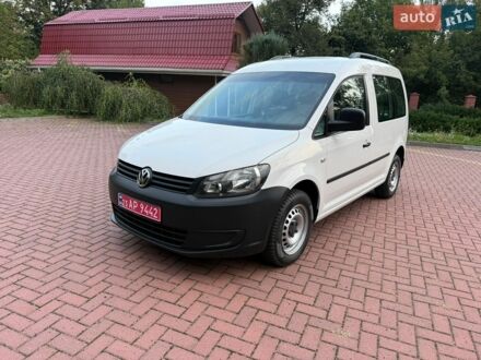 Білий Фольксваген Кадді, об'ємом двигуна 1.6 л та пробігом 276 тис. км за 9300 $, фото 1 на Automoto.ua