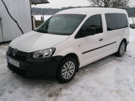 Белый Фольксваген Кадди, объемом двигателя 1.6 л и пробегом 214 тыс. км за 8700 $, фото 1 на Automoto.ua