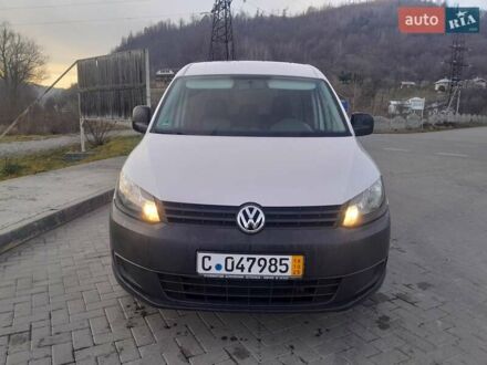 Білий Фольксваген Кадді, об'ємом двигуна 1.6 л та пробігом 230 тис. км за 9000 $, фото 1 на Automoto.ua