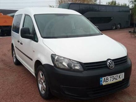 Белый Фольксваген Кадди, объемом двигателя 1.2 л и пробегом 285 тыс. км за 6000 $, фото 1 на Automoto.ua