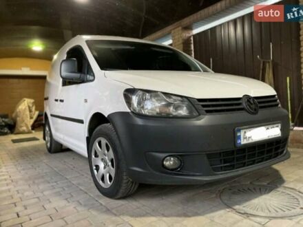 Белый Фольксваген Кадди, объемом двигателя 1.6 л и пробегом 174 тыс. км за 5900 $, фото 1 на Automoto.ua