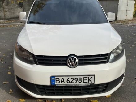 Фольксваген Кадди 2012 в Александрие на Automoto.ua Белый Фольксваген Кадди, объемом двигателя 1.6 л и пробегом 280 тыс. км за 8000 $, фото 1 на Automoto.ua