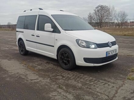 Белый Фольксваген Кадди, объемом двигателя 1.2 л и пробегом 315 тыс. км за 182 $, фото 1 на Automoto.ua