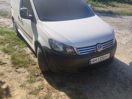 Белый Фольксваген Кадди, объемом двигателя 1.2 л и пробегом 200 тыс. км за 6900 $, фото 1 на Automoto.ua